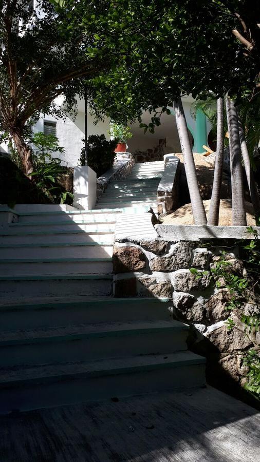 ホテル Casa Costa Brava アカプルコ エクステリア 写真